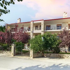 Hotel de apartamente Maltinas House Mola Kalyva