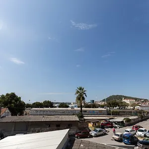 Apinelo Port Pensión